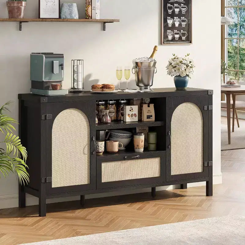 Buffet en rotin de 47,2 pouces, Armoire de bar à café de cuisine avec portes et tiroir, Enfilade bohème avec étagères réglables et poignée pour salon