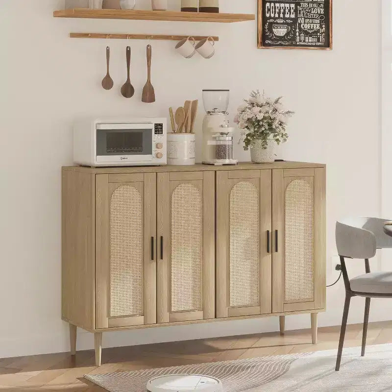 47.4 Buffet en rotin, buffet d'appoint en bois avec prise de courant, buffet en bois avec 4 portes