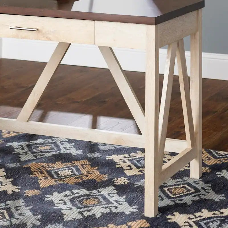 Bureau à écrire en A Paradise Hill de Middlebrook Designs