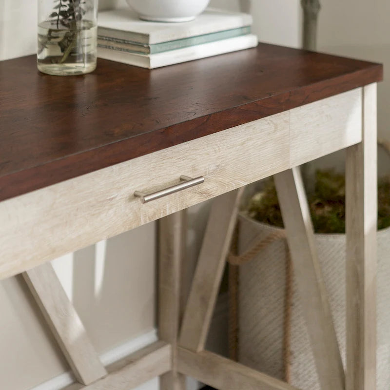 Bureau à écrire en A Paradise Hill de Middlebrook Designs