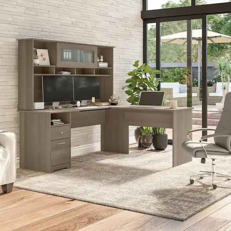Bureau d'ordinateur en L de 72 po avec huche et tiroirs par Bush Furniture