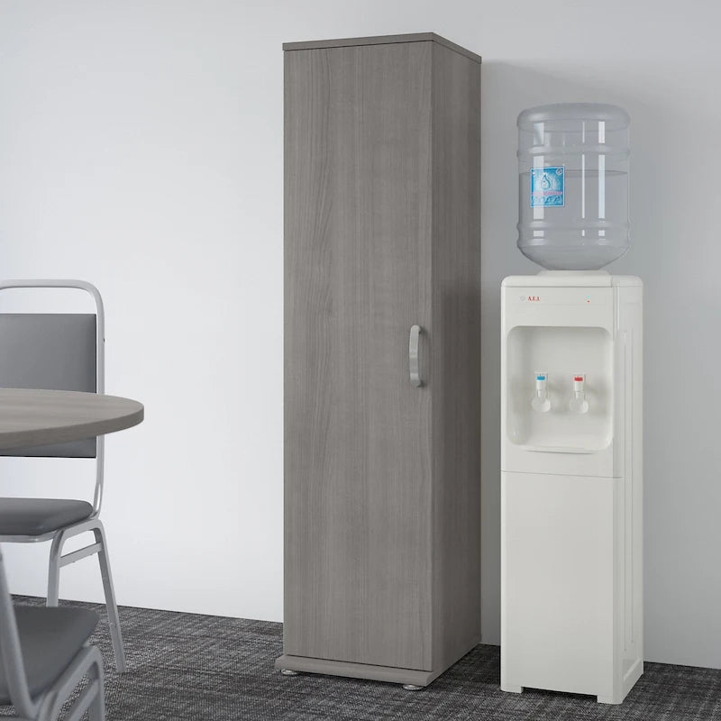 Meuble de rangement haut et étroit Universal par Bush Business Furniture