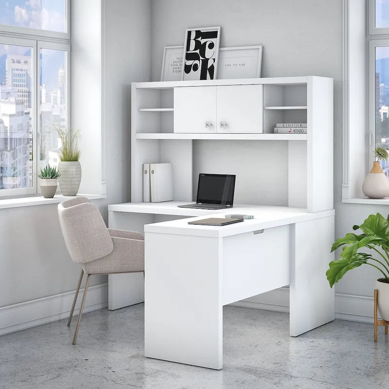 Bureau d'angle Echo avec huche par Bush Business Furniture