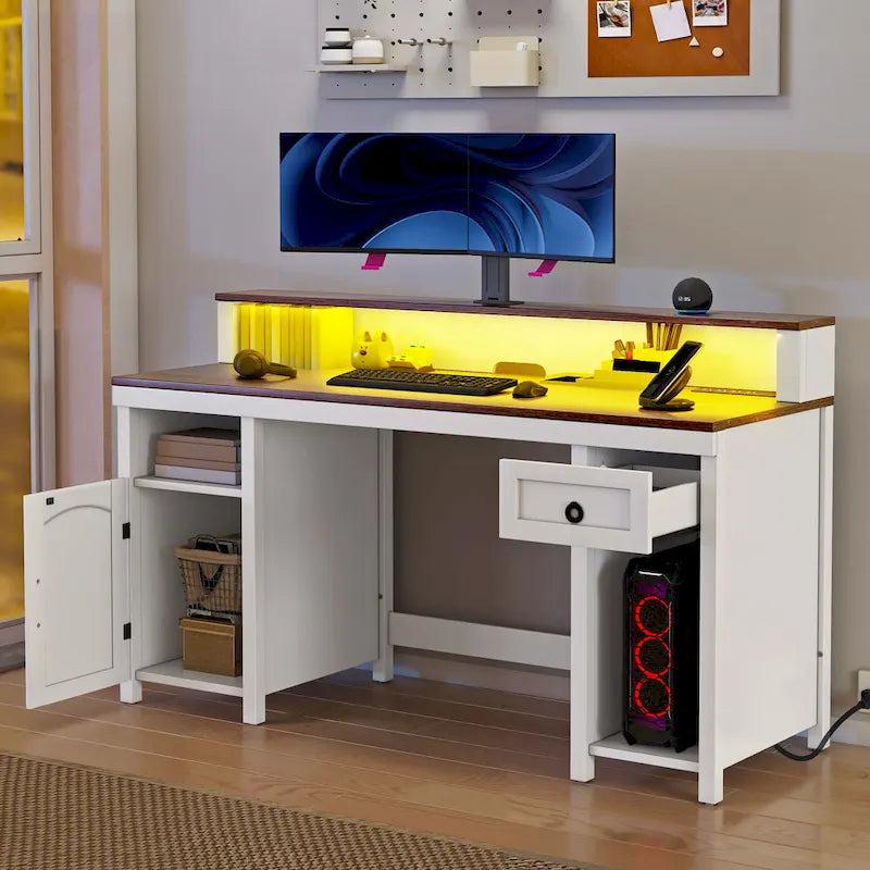 Bureau d'ordinateur en bois de ferme Moasis avec tiroir, bande LED et prises de courant