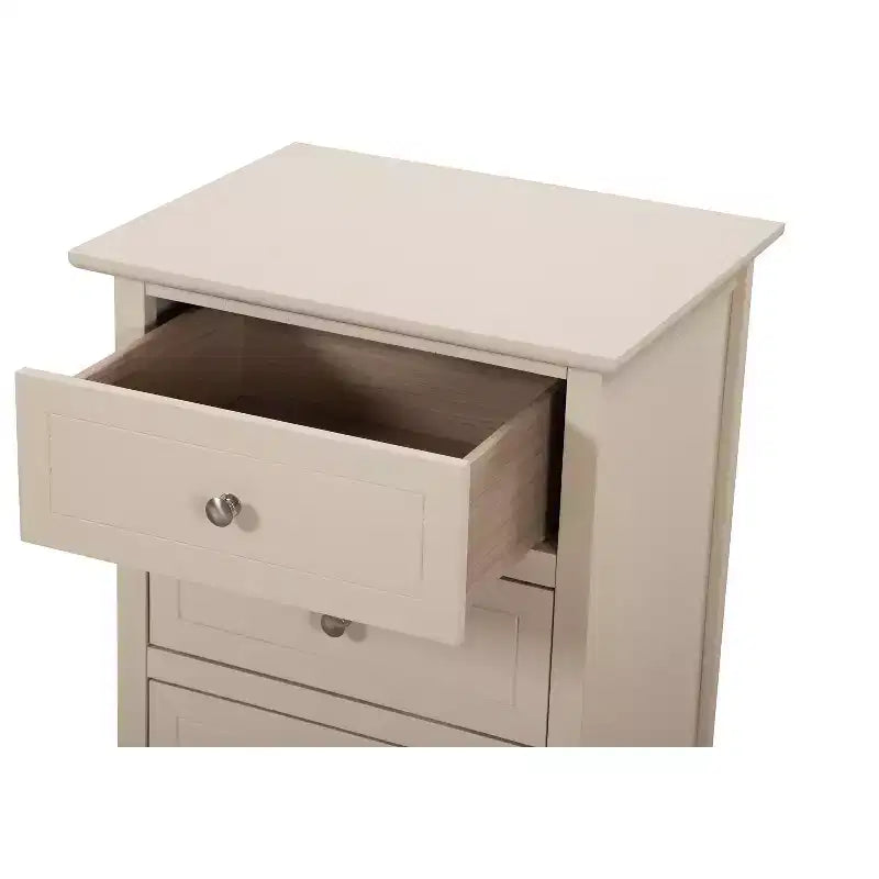 Table de chevet Daniel à 3 tiroirs (63,5 cm H x 48,26 cm L x 38,1 cm P)