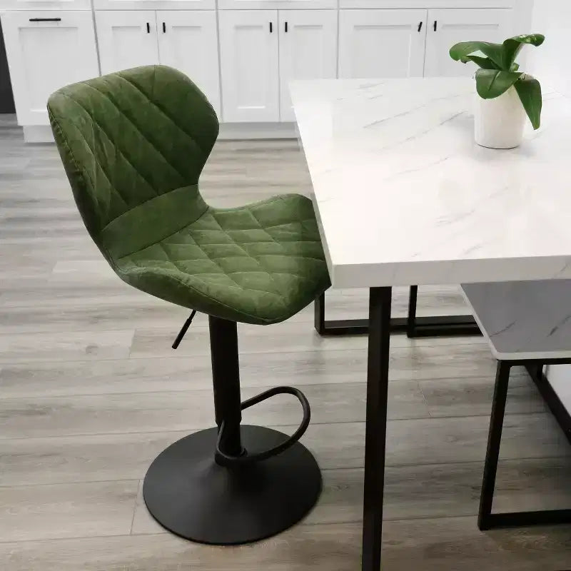 Tabouret de bar vintage réglable en similicuir vert avec piètement noir