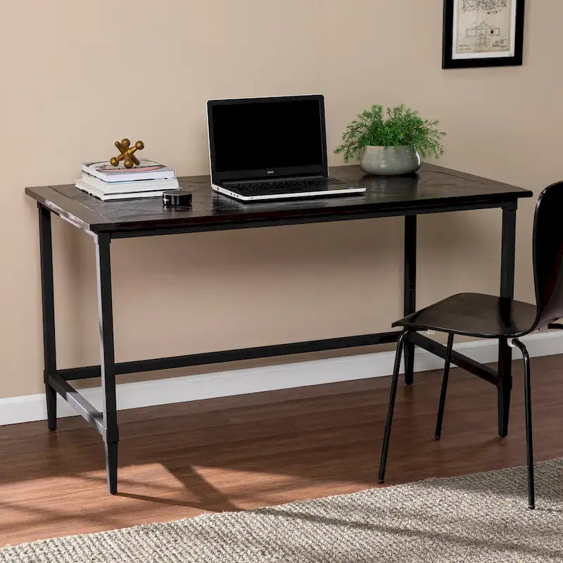 Bureau en bois récupéré style ferme moderne Lawrence de SEI Furniture