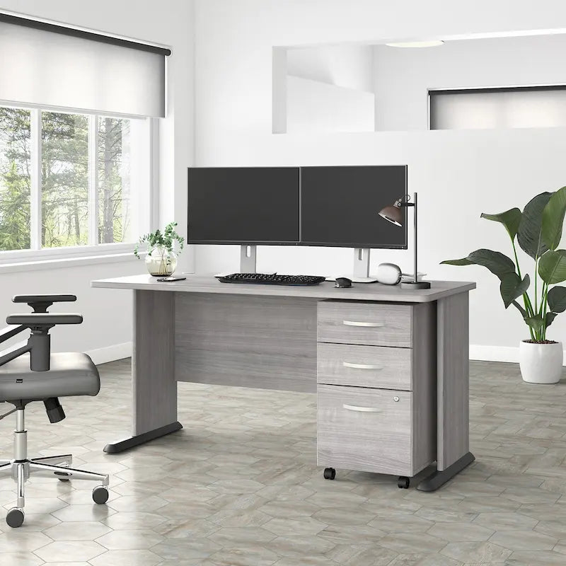 Bureau d'ordinateur Studio A 60W avec tiroirs par Bush Business Furniture