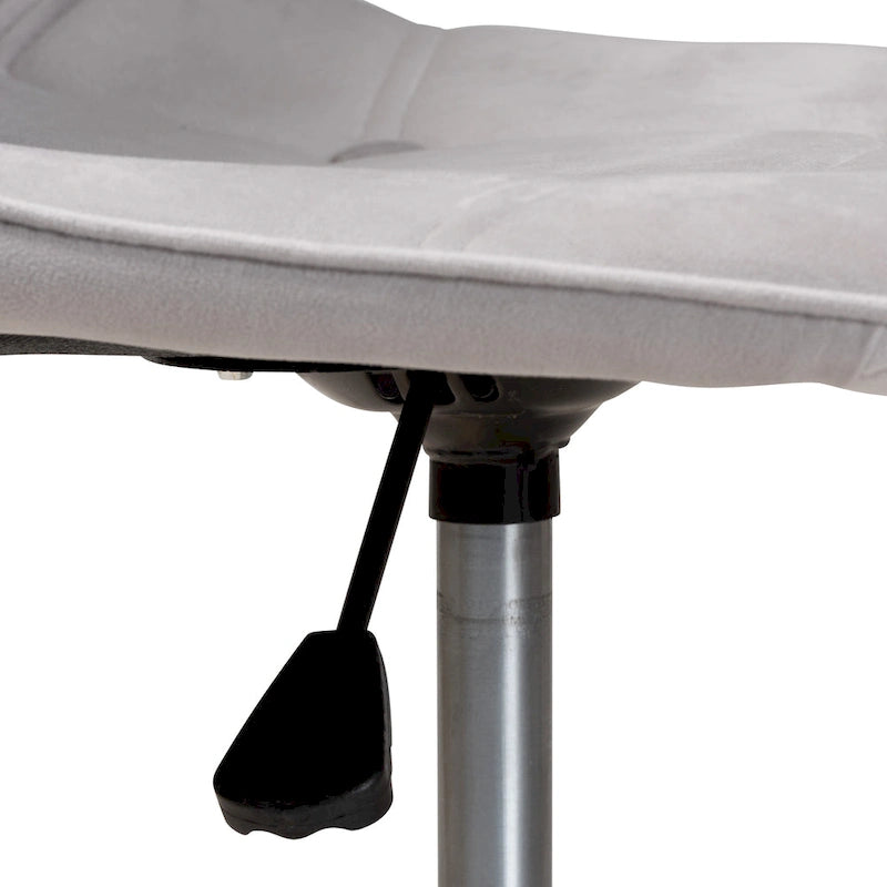 Chaise de bureau pivotante Kabira Contemporary Glam and Luxe en velours et métal doré