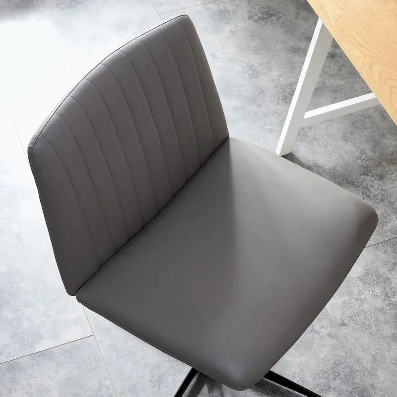Chaise de bureau pivotante à 360° avec piètement noir