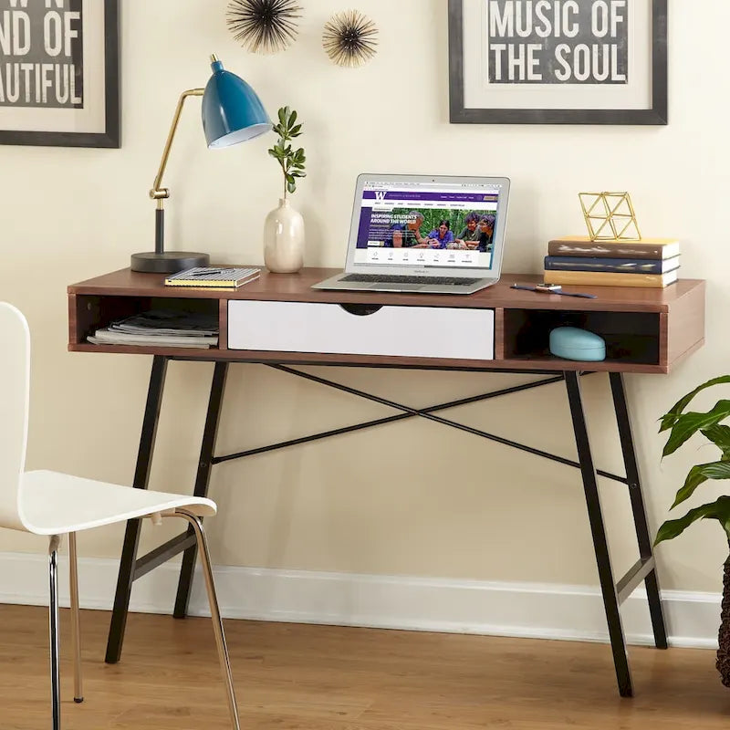 Bureau Edison de style Mid-century pour un mode de vie simple