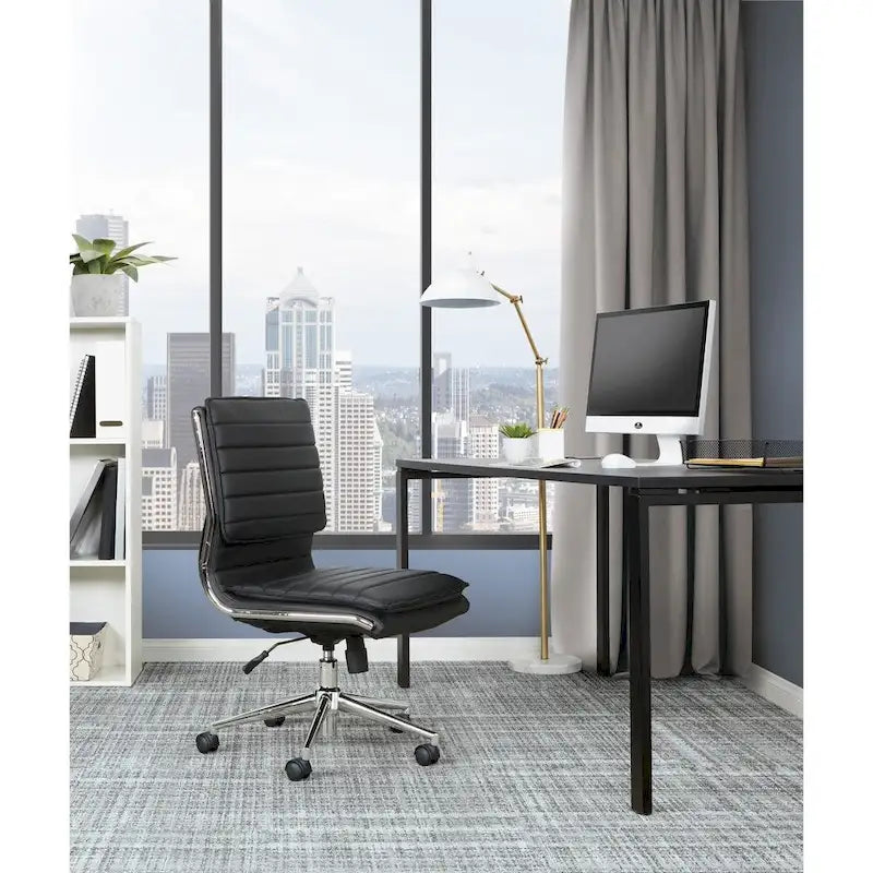 Fauteuil de bureau sans accoudoirs en similicuir avec base chromée pour managers