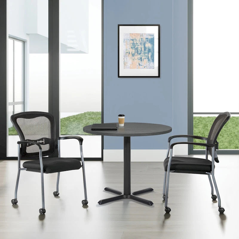 Chaise visiteur avec dossier respirant et support lombaire intégré