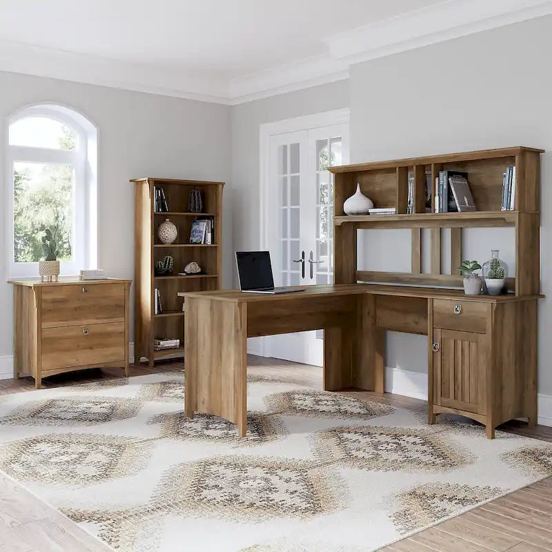 Bureau d'angle avec huche, armoire et bibliothèque Salinas 60W de Bush Furniture