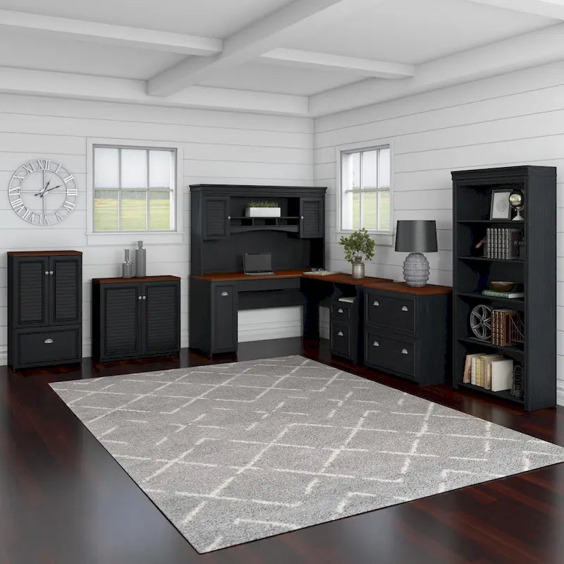 Bureau 60W Fairview avec huche et ensemble de rangement par Bush Furniture