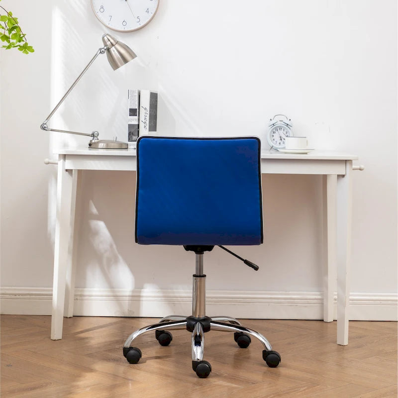 Chaise de bureau moderne Carson Carrington Lund en chrome