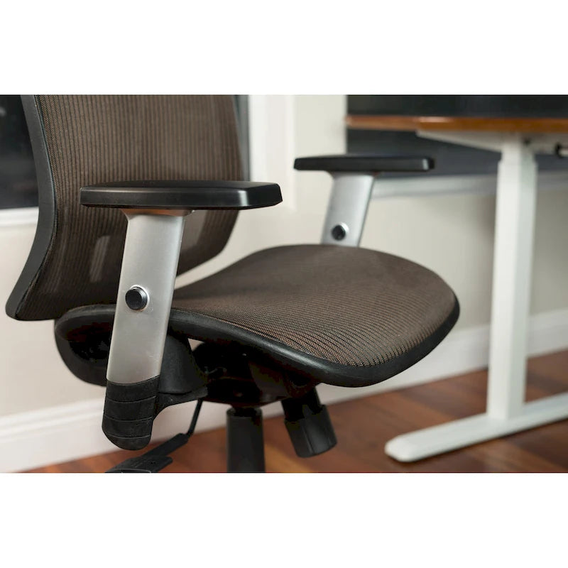 Fauteuil de bureau ergonomique ErgoMax Office entièrement maillé, réglable en hauteur, marron, avec accoudoirs et appui-tête, hauteur maximale de 132 cm
