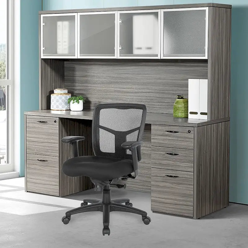 Chaise de bureau à dossier en maille avec accoudoirs réglables en hauteur