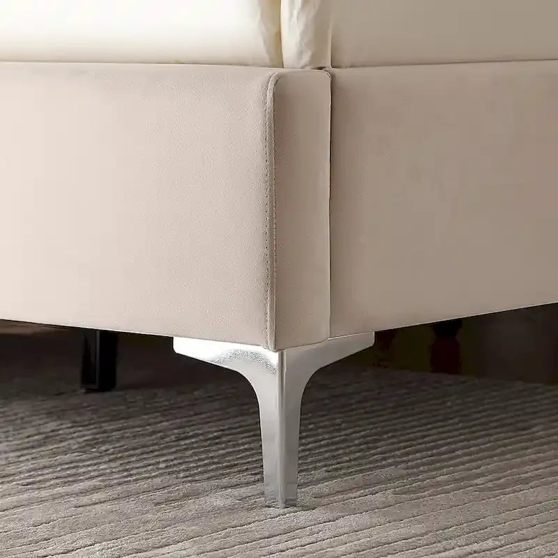 Cadre de lit plateforme Morden Fort King Size en velours rembourré avec pieds en métal de 15 cm