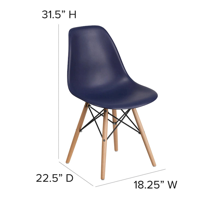Chaise en plastique avec pieds en bois