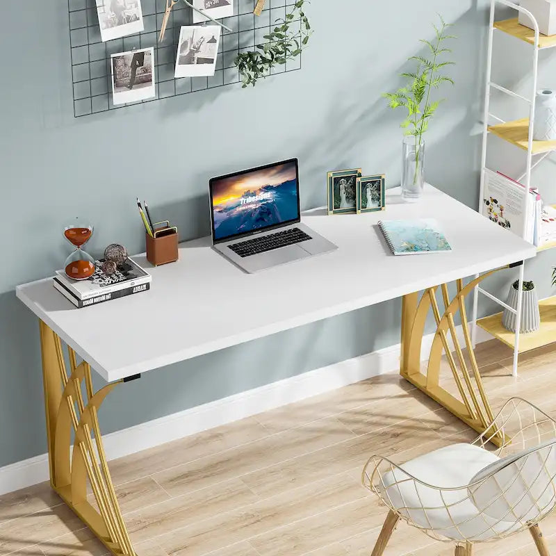 Bureau d'ordinateur moderne blanc de 55 pouces