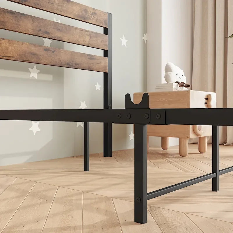 Lit plateforme avec tête de lit rustique en bois vintage