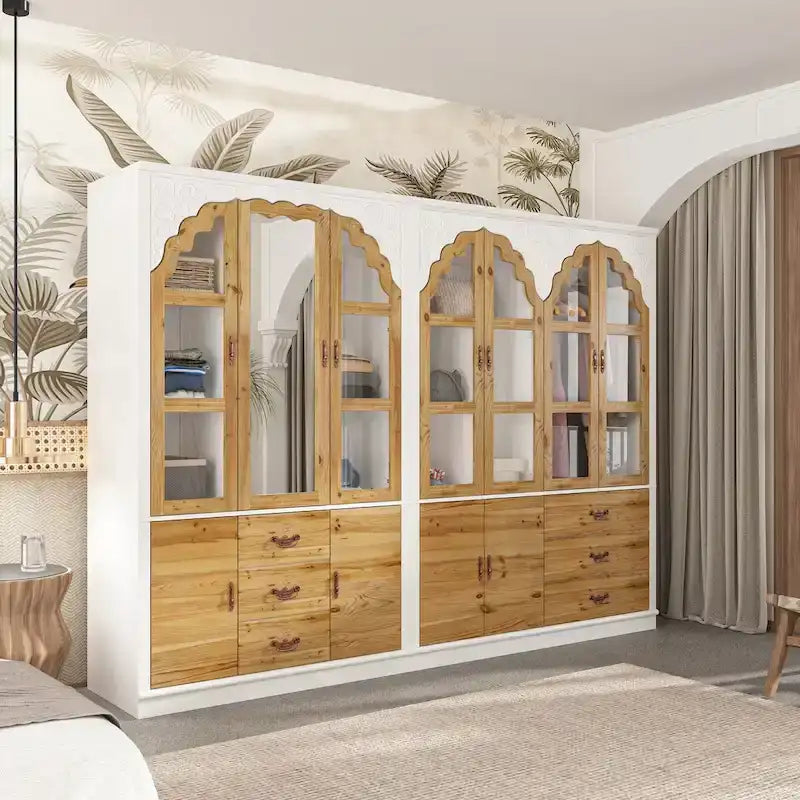 Ensemble double armoire Grand Dressing d'inspiration vintage avec accents métalliques