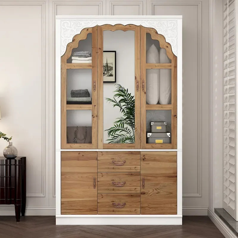 Ensemble double armoire Grand Dressing d'inspiration vintage avec accents métalliques