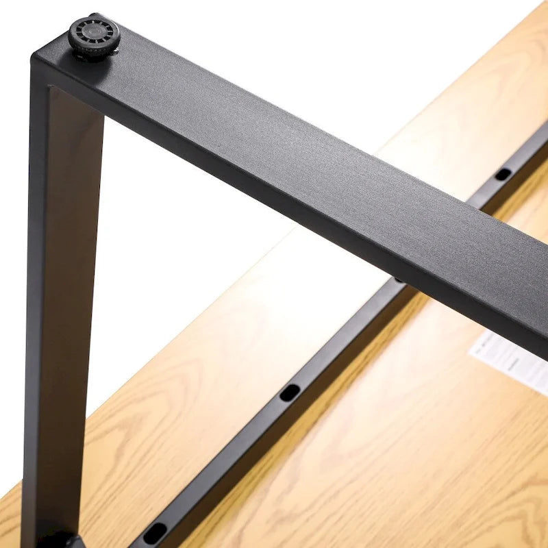 Table de conférence commerciale avec plateau stratifié et piètement en U