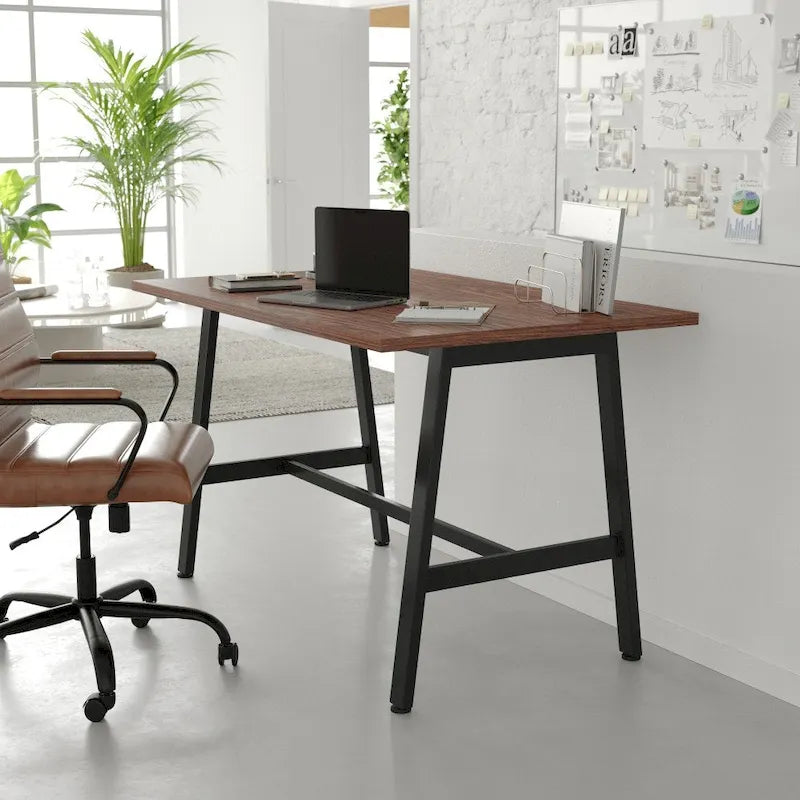 Table de conférence commerciale avec plateau stratifié et piètement en A